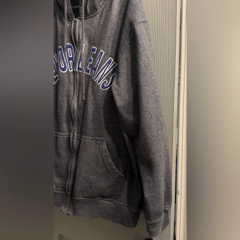 Men’s New Orleans hooded zippered front jacket in gray Size XL